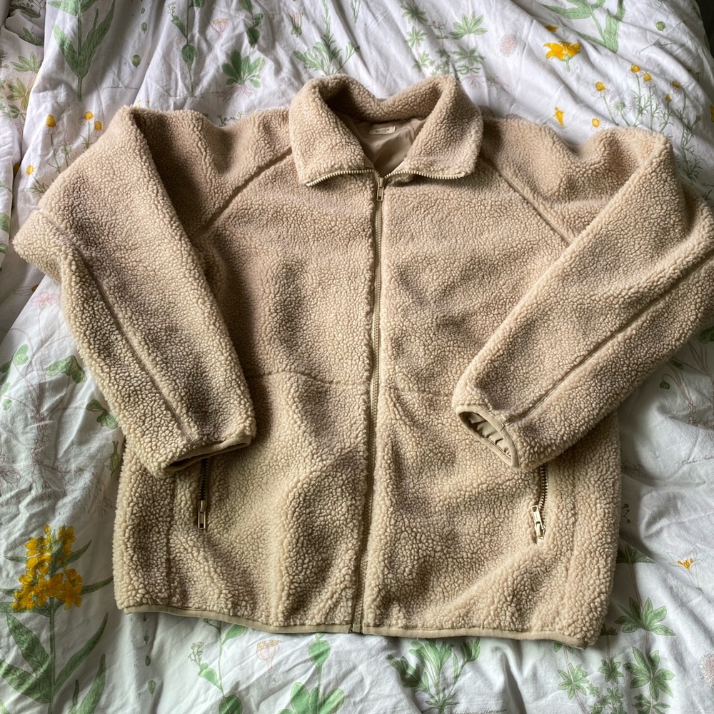 🐻Brandy Melville Teddy Bear Jacket🐻